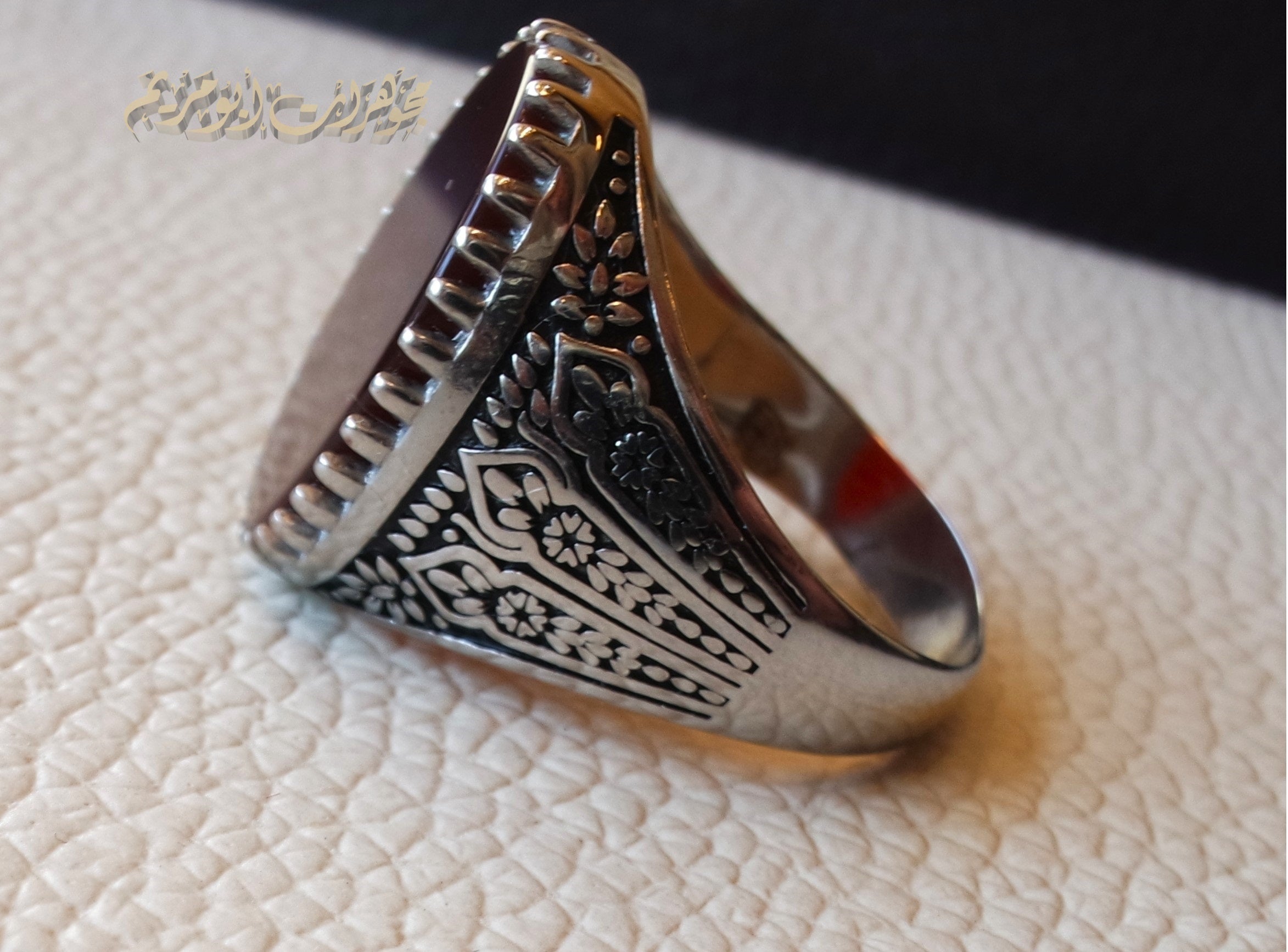 Striped aqeeq natural liver agate carnelian stone oval red flat gem man ring sterling silver Arabic middle eastern turkey style