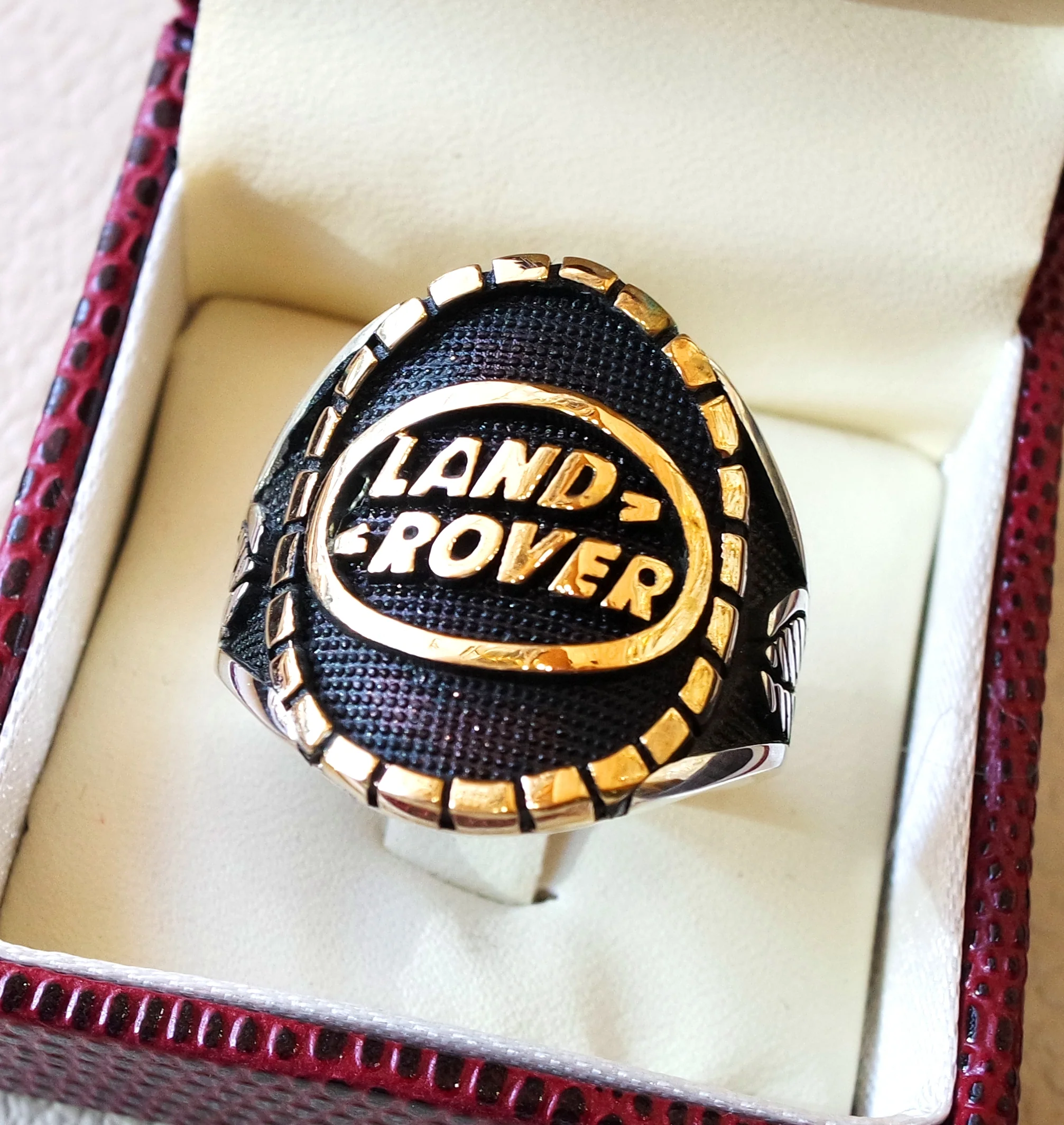 Land Rover sterling silver 925 and bronze heavy man ring new car