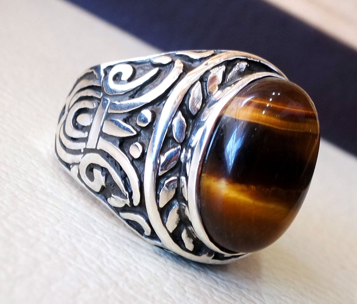 Auge Blickwinkel Tiger Auge Katze Natur natürlich Cabochon semi kostbar Oval Steine Ottomane Arabisch Stil Two Tone Sterling Silber 925