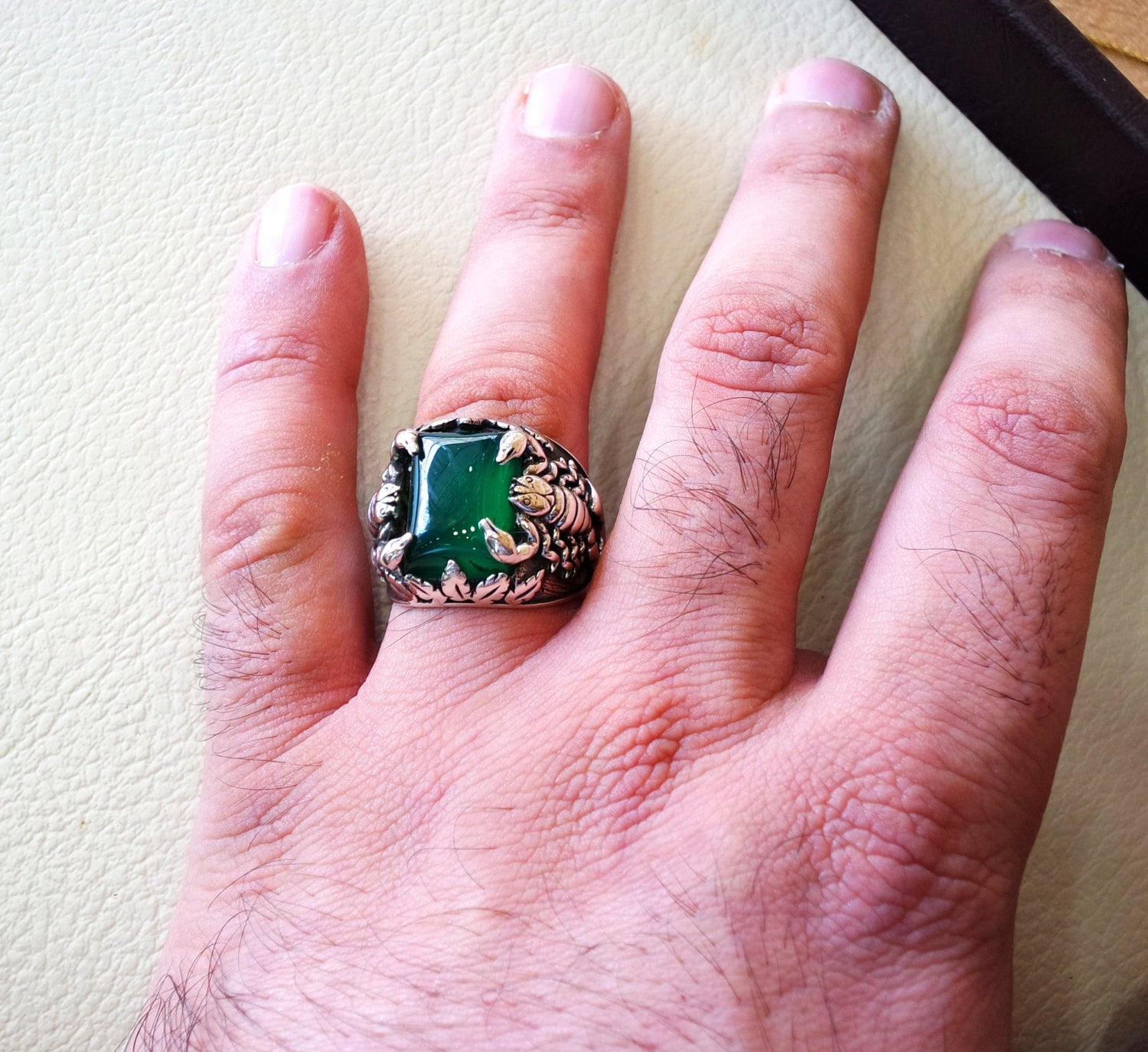 riesiger Skorpion Sterling Silber 925 großen Ring jede Größe rechteckig grün Aqeeq Achat Naher Osten Vintage Handmade Jewelry Schnellversand