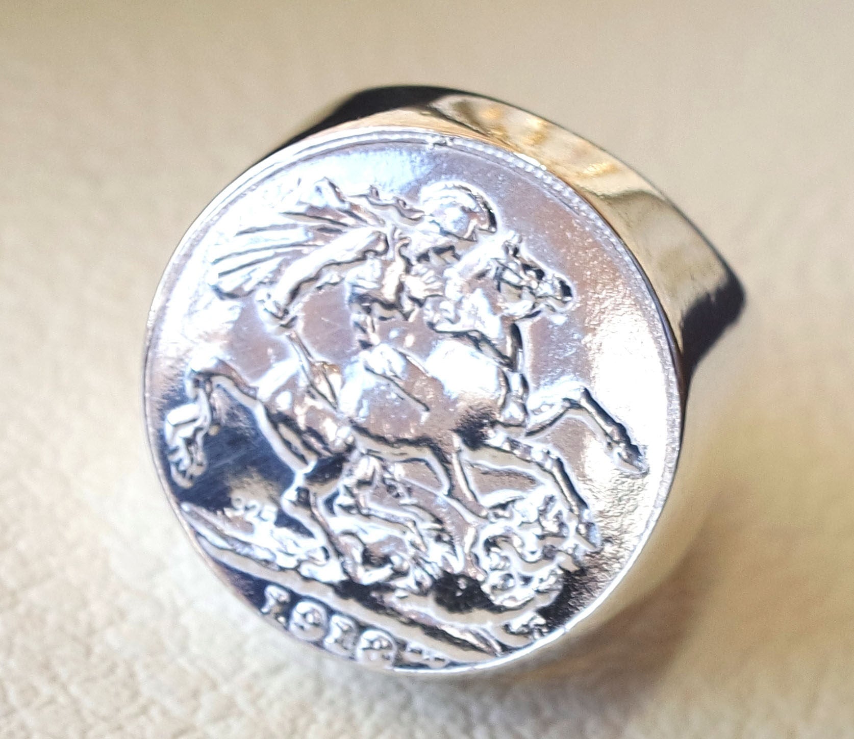 English silver coin heavy man ring round sterling silver 925 historical British replica full coin size close back huge all sizes jewelry