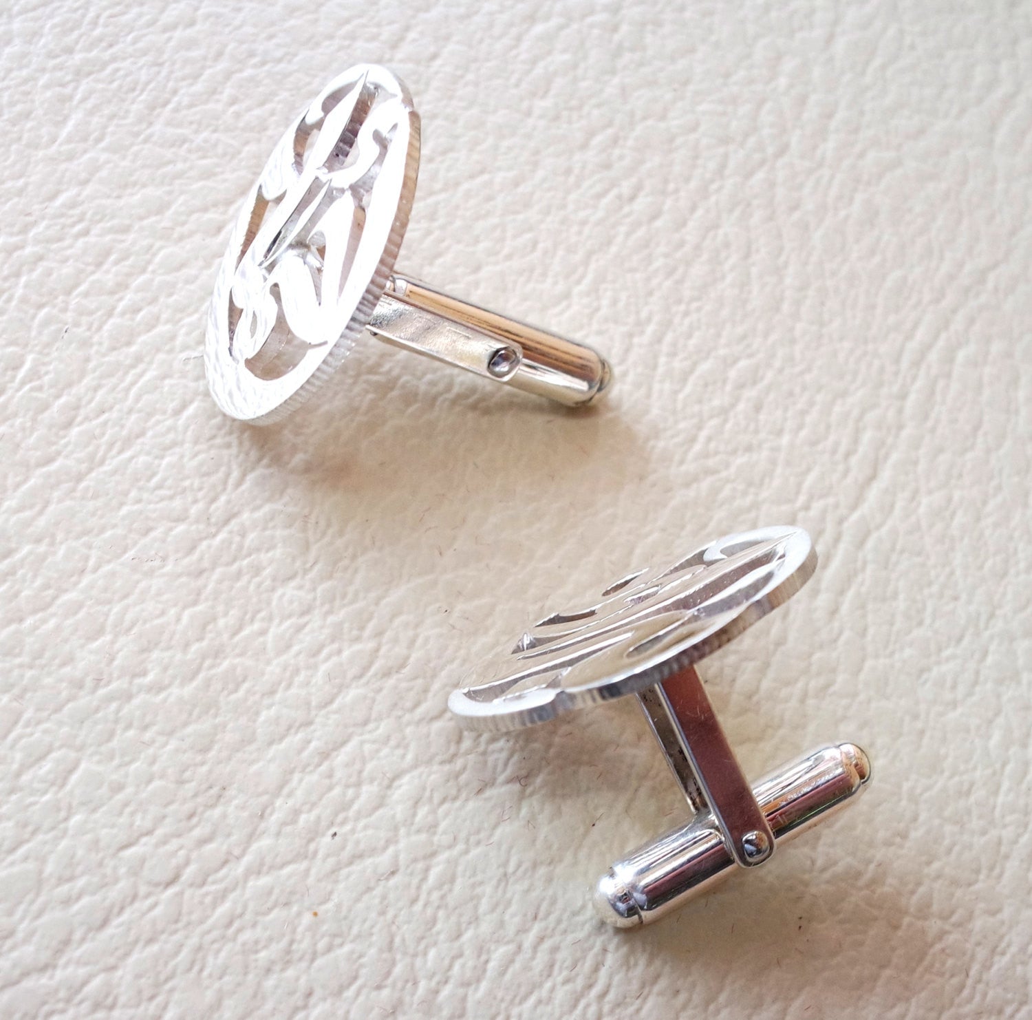 Manschettenknöpfe, cuflinks 2 oder 1 Name Kalligraphie Arabisch maßgeschneiderte jeden Namen gemacht, um Sterling Silber 925 schwere Männerschmuck