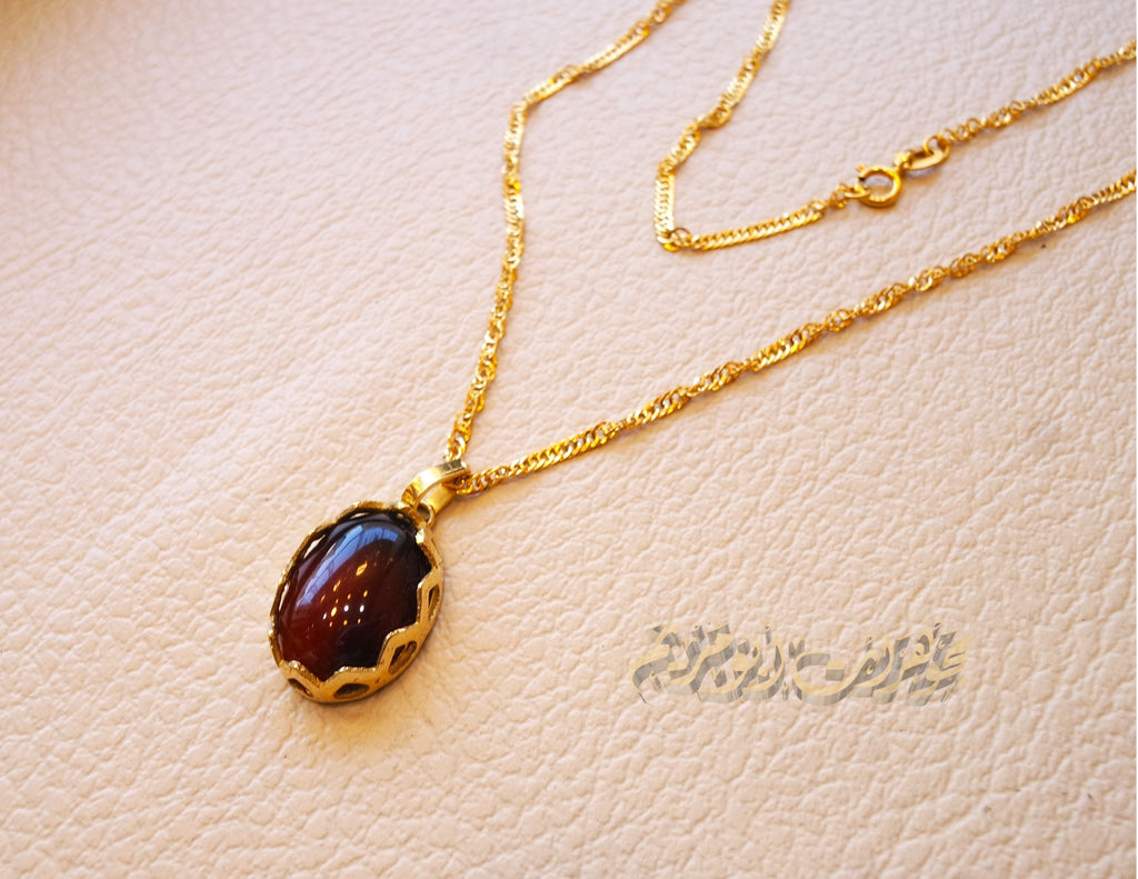 18K Gold Chain and pendant with Agate brownish red Aqeeq carnelian natural stone , disco chain fine jewelry .