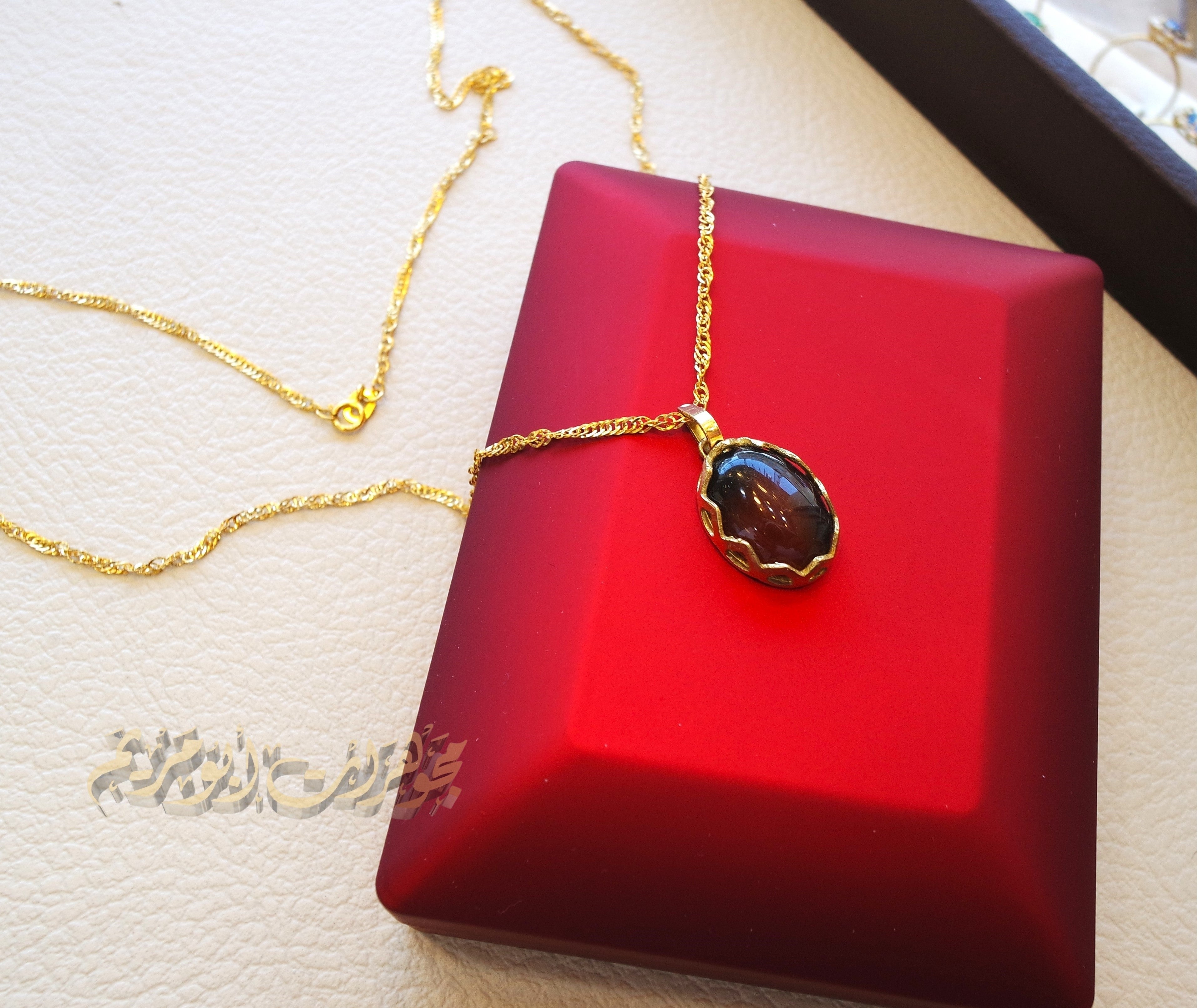 18K Gold Chain and pendant with Agate brownish red Aqeeq carnelian natural stone , disco chain fine jewelry .