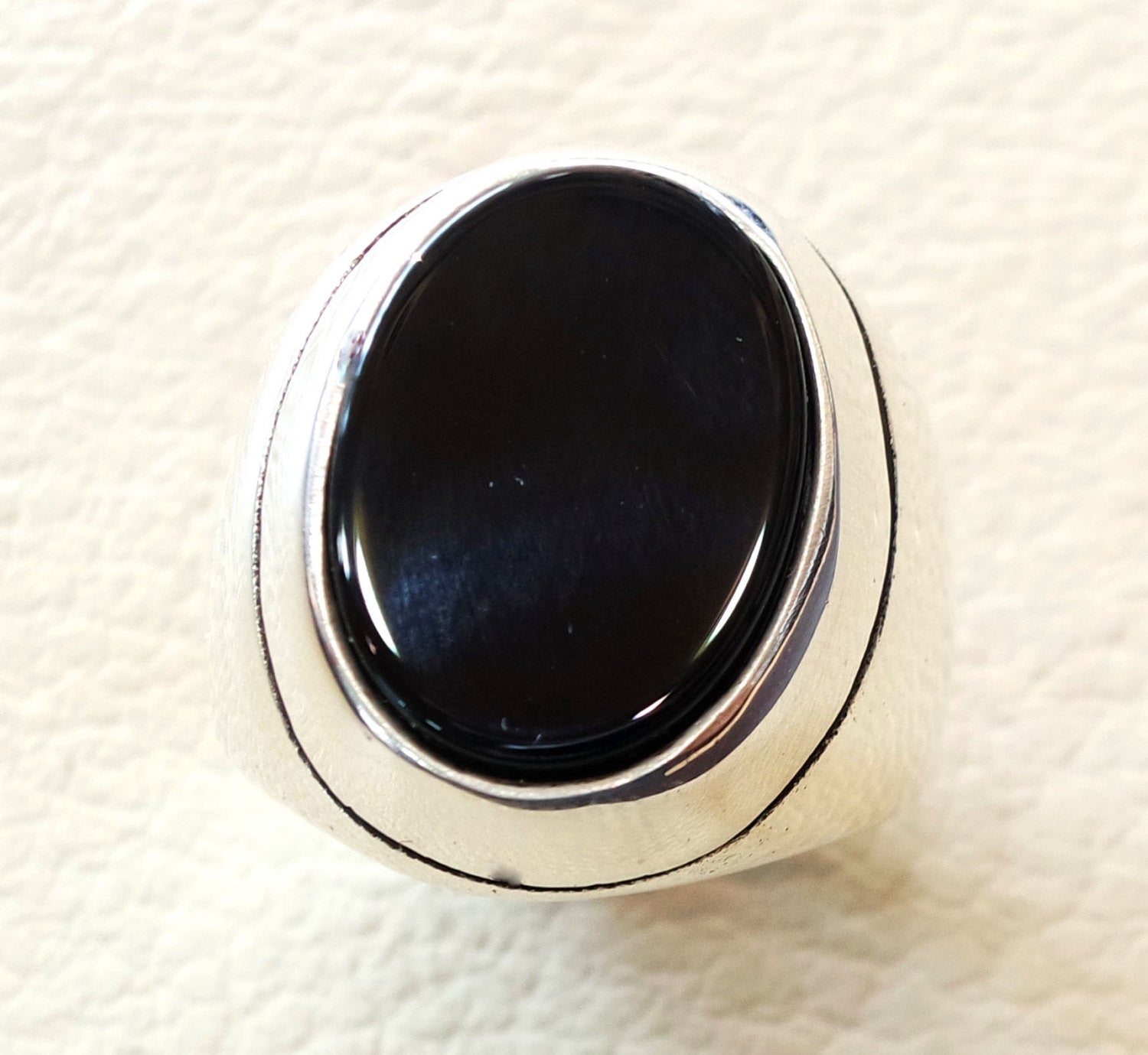 aqeeq natural agate onyx semi precious stone oval black flat heavy man ring sterling silver arabic middle eastern turkey style fast shipping