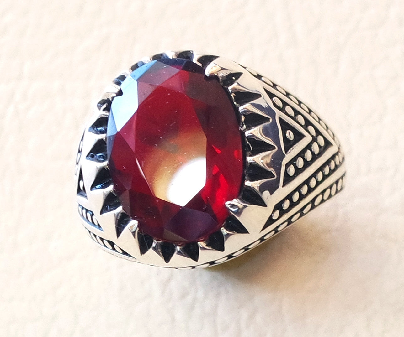 rubis identique pierre synthétique imitation de haute qualité corundie rouge couleur hommes anneau Sterling argent 925 toute taille ottomane bijoux du Moyen-Orient