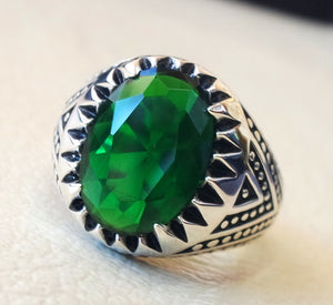 deep vivid fancy emerald green synthetic corundum oval stone high quality stone sterling silver 925 men ring all sizes jewelry