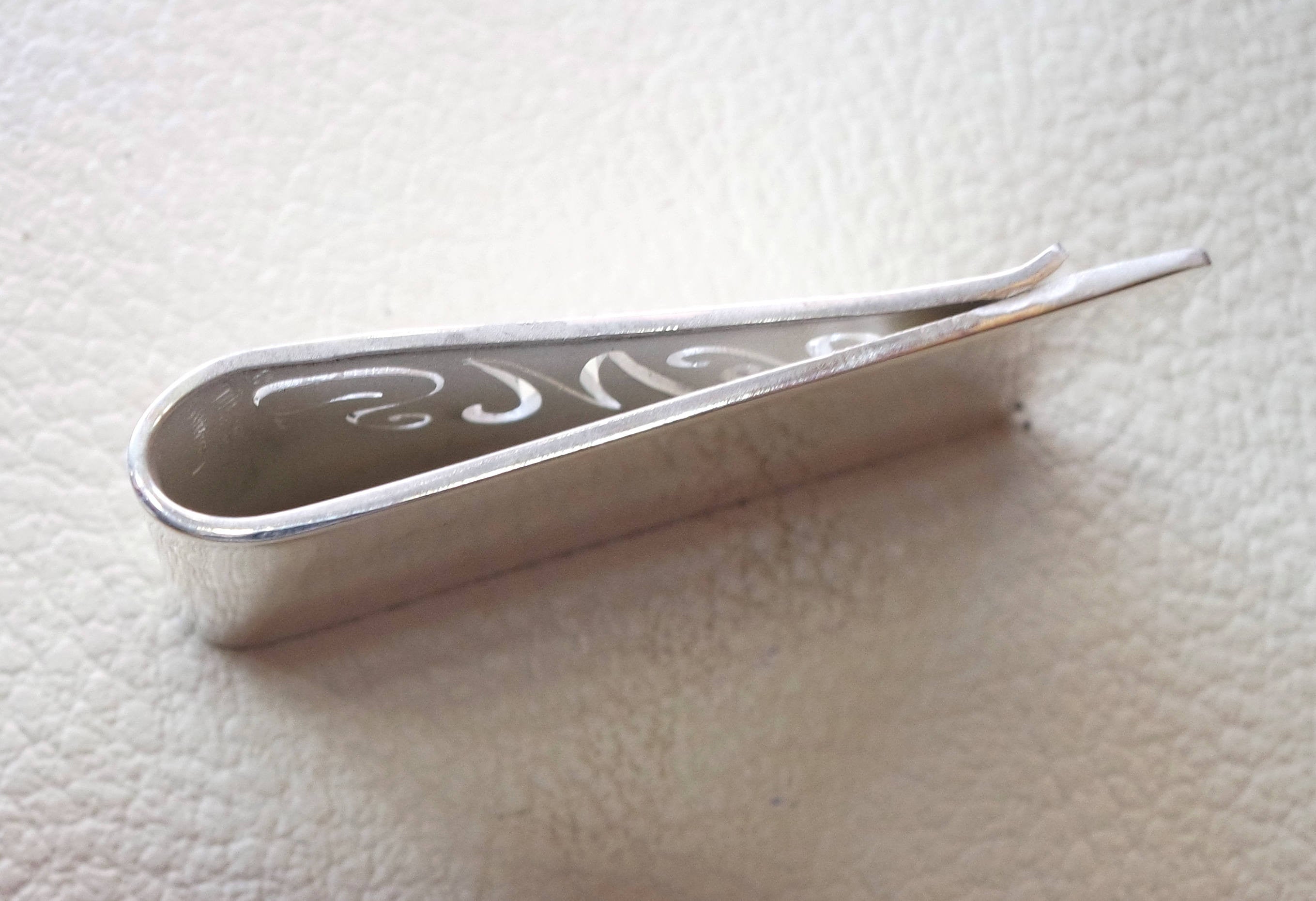 personnalisé en argent sterling lourd personnalisé 925 Money clip trois lettres ou un nom arabe ou anglais ou tout autre peut être appliqué