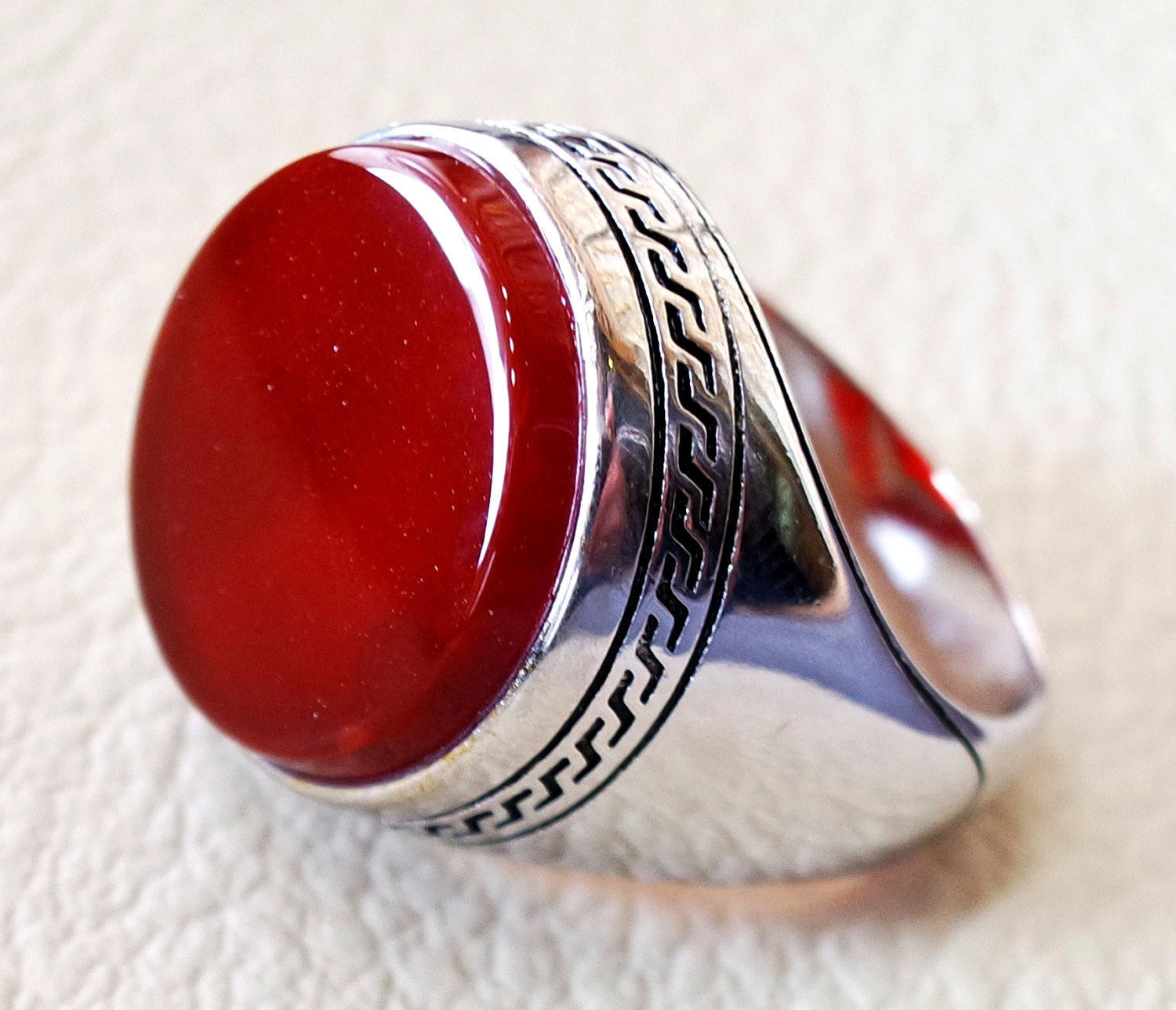 Aqeeq agate carnelian man ring sterling silver 925 red natural round flat semi precious  all sizes fast shipping middle eastern jewelry