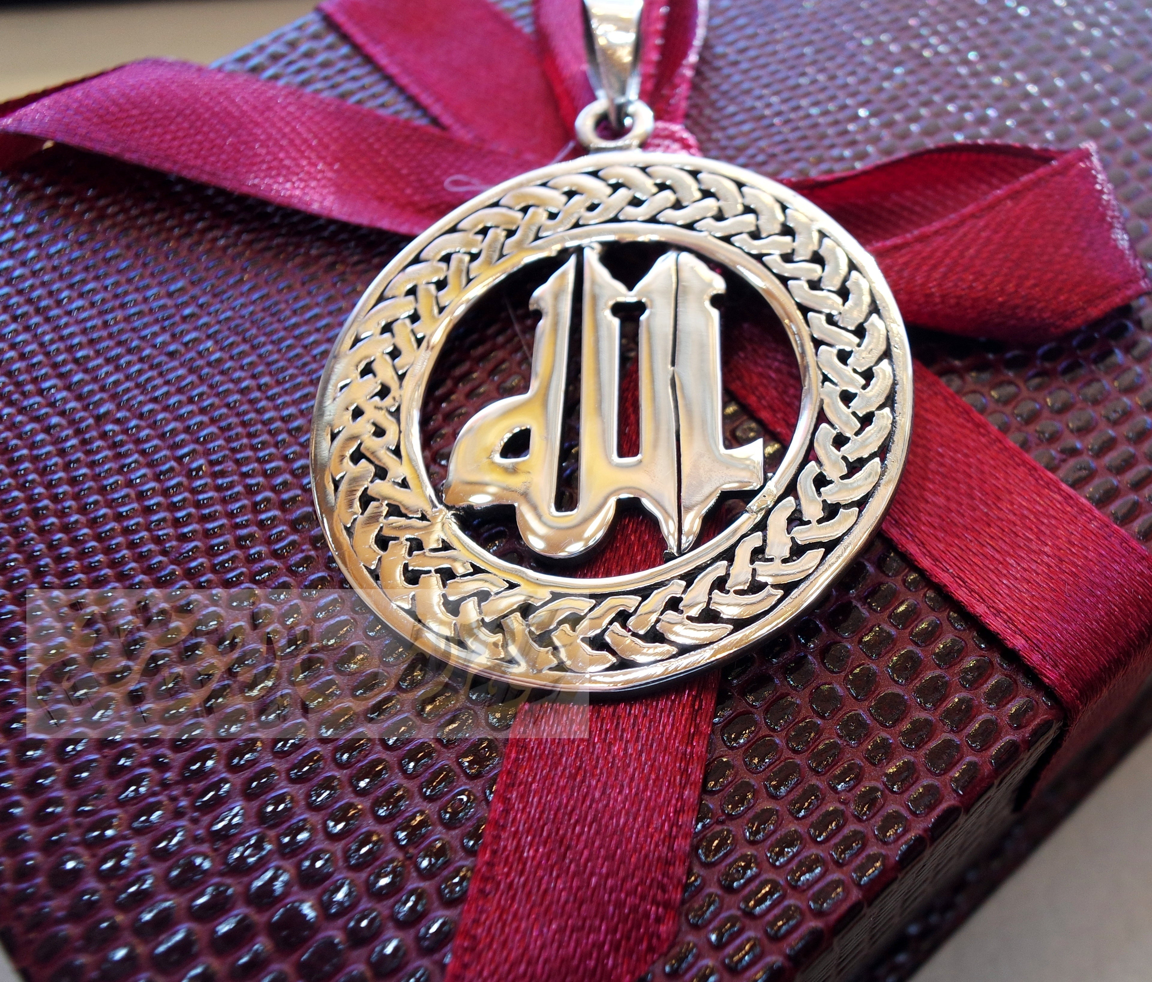 Round Allah pendant sterling silver 925 jewelry Islam vintage handmade heavy express shipping muslim religion