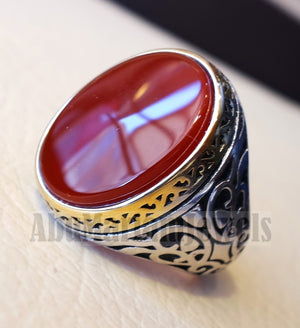 aqeeq natural flat agate carnelian stone oval red cabochon gem man ring sterling silver and yellow plating frame arabic turkey style