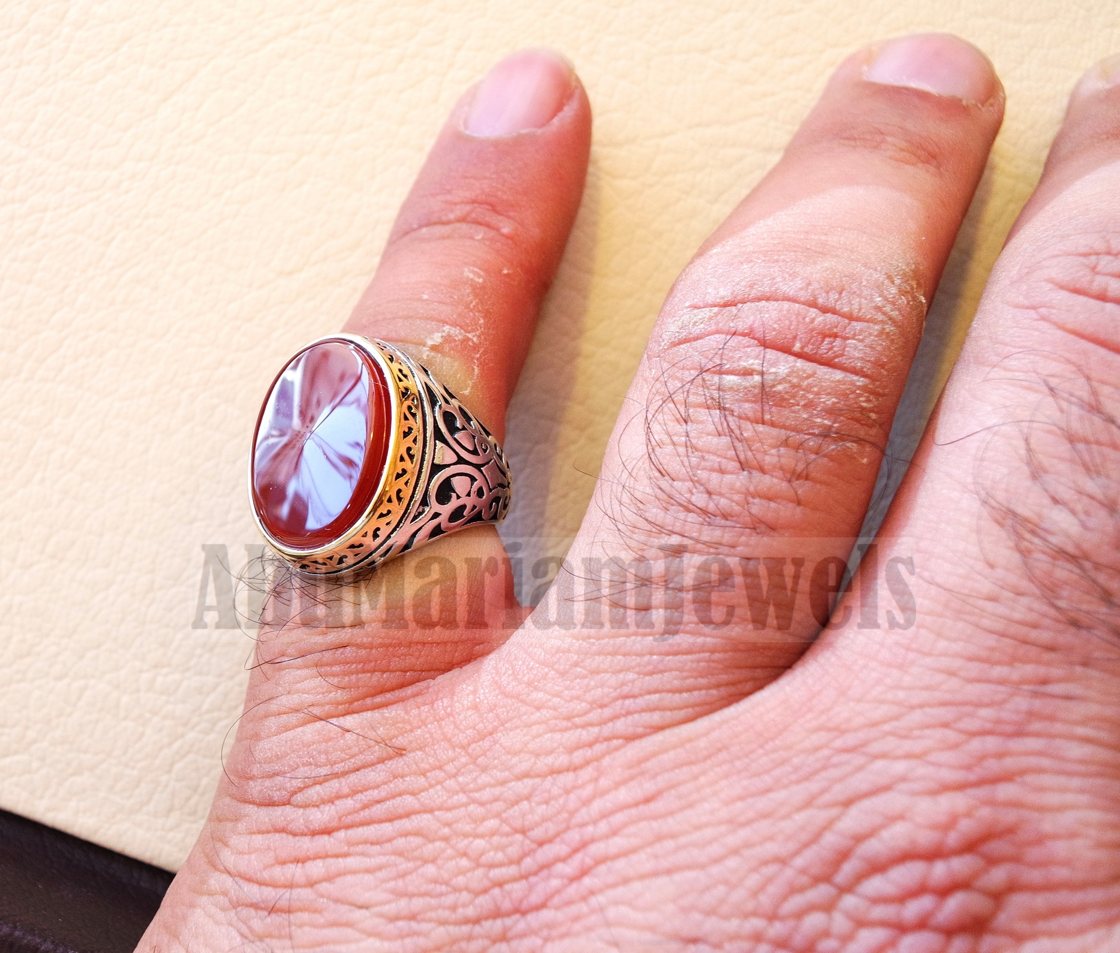 aqeeq natural flat agate carnelian stone oval red cabochon gem man ring sterling silver and yellow plating frame arabic turkey style