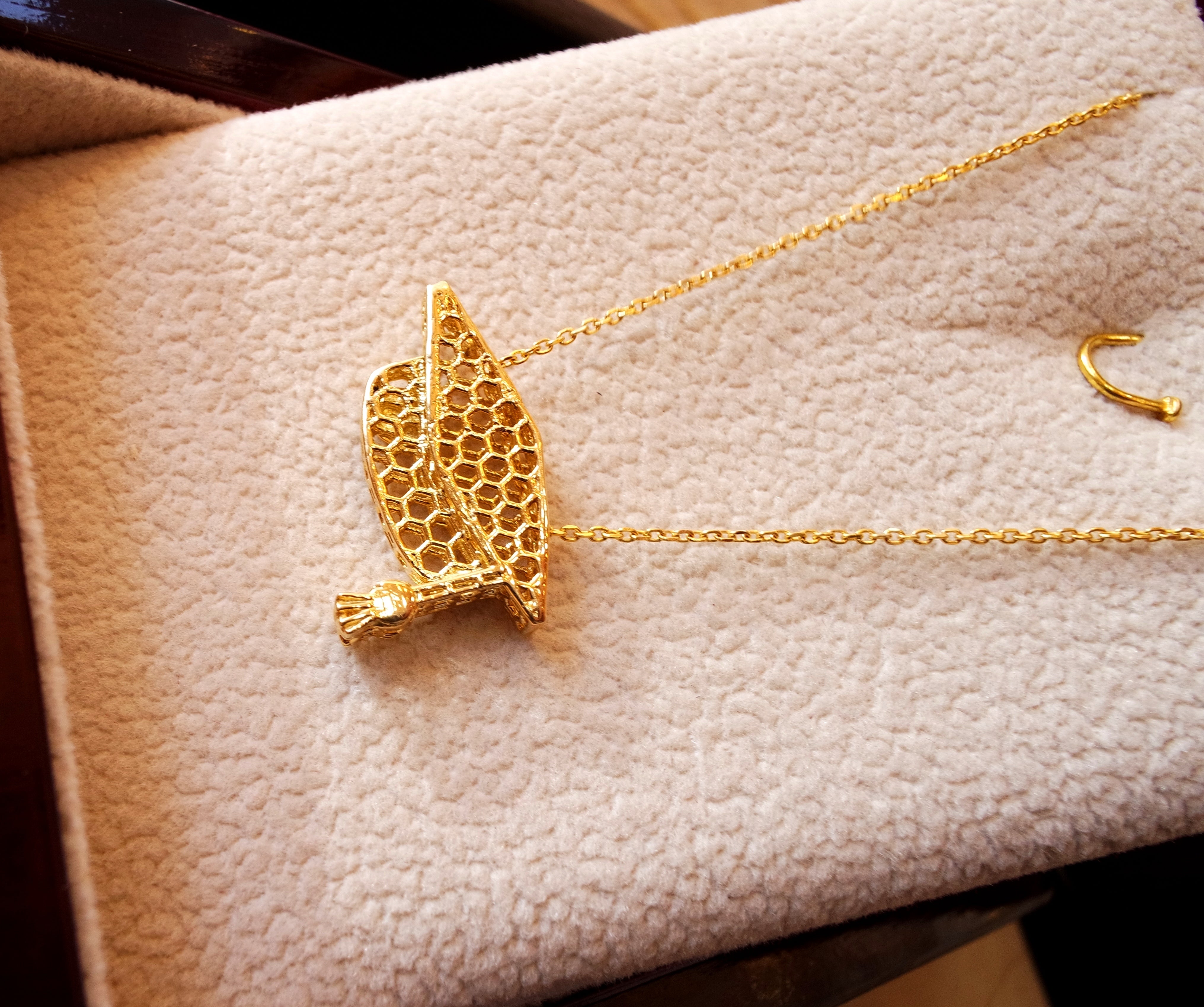 Honeycomb graduate hat cap graduation gift 3d 18K yellow gold necklace pendant and chain fine jewelry full insured shipping