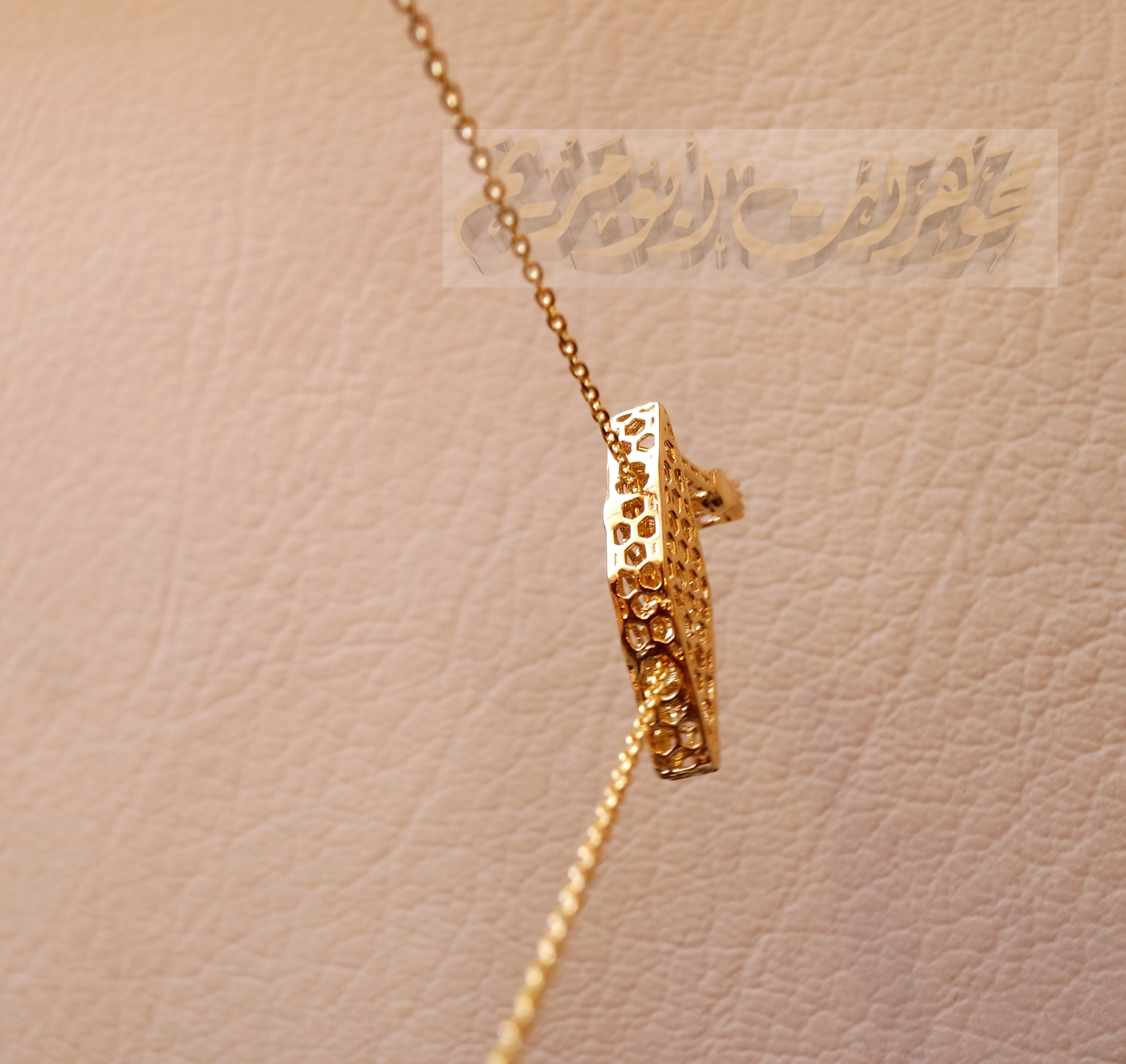 Honeycomb graduate hat cap graduation gift 3d 18K yellow gold necklace pendant and chain fine jewelry full insured shipping
