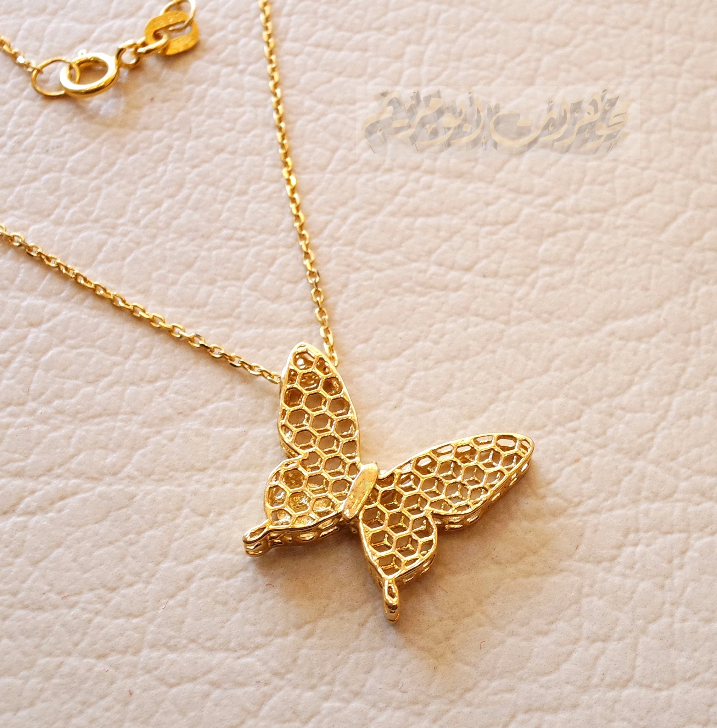 Honeycomb butterfly 3d 18K yellow gold necklace pendant and chain fine jewelry full insured shipping