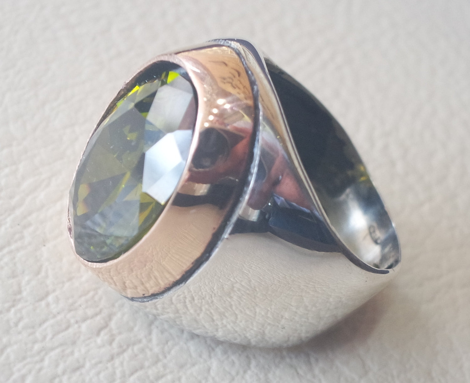 deep vivid olive fancy green cubic zircon oval huge stone high quality stone sterling silver 925 men ring and bronze frame all sizes jewelry