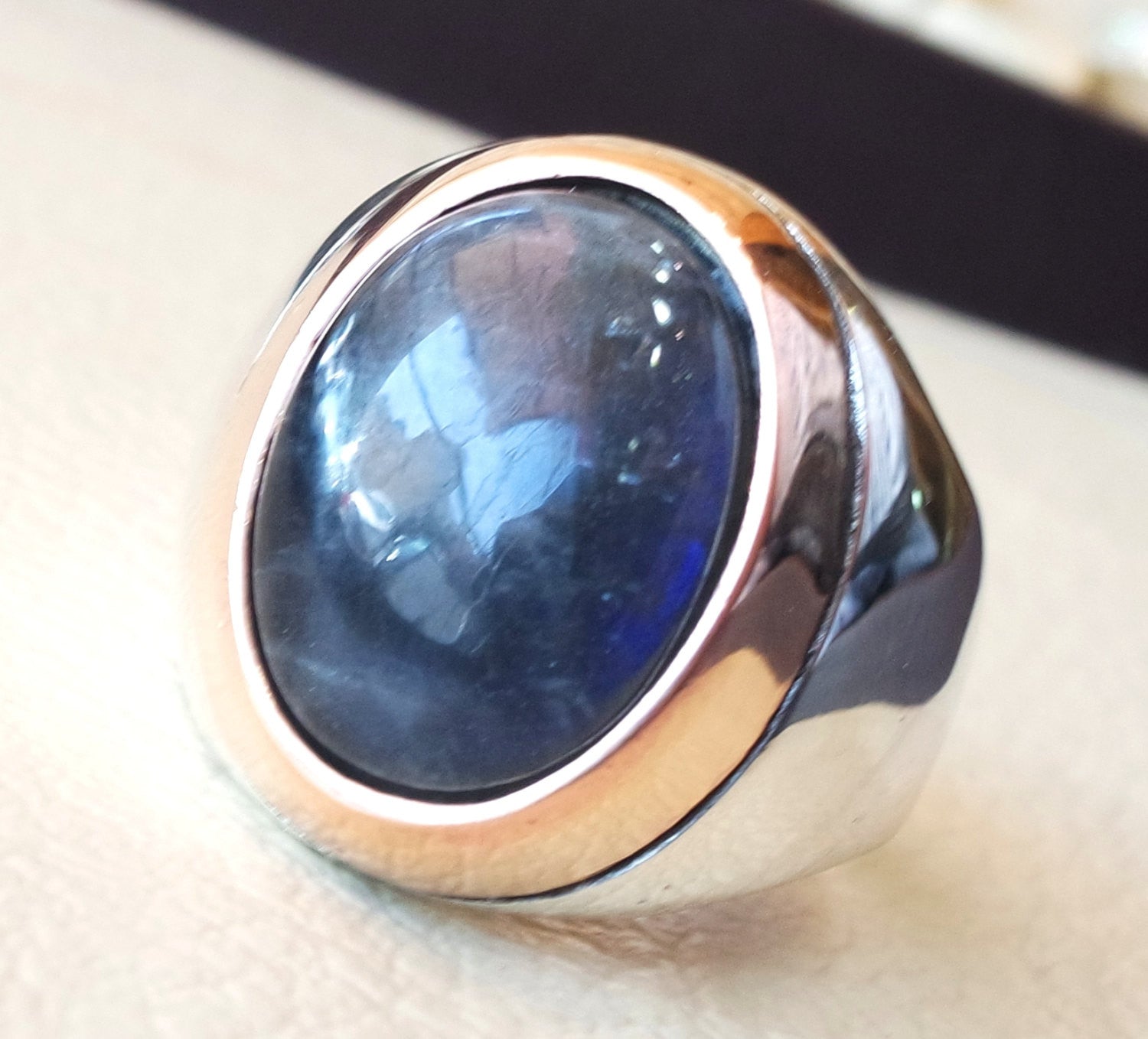 flashy dark blue labradorite natural stone men sterling silver 925 ring oval cabochon semi precious gem bronze frame style all sizes jewelry