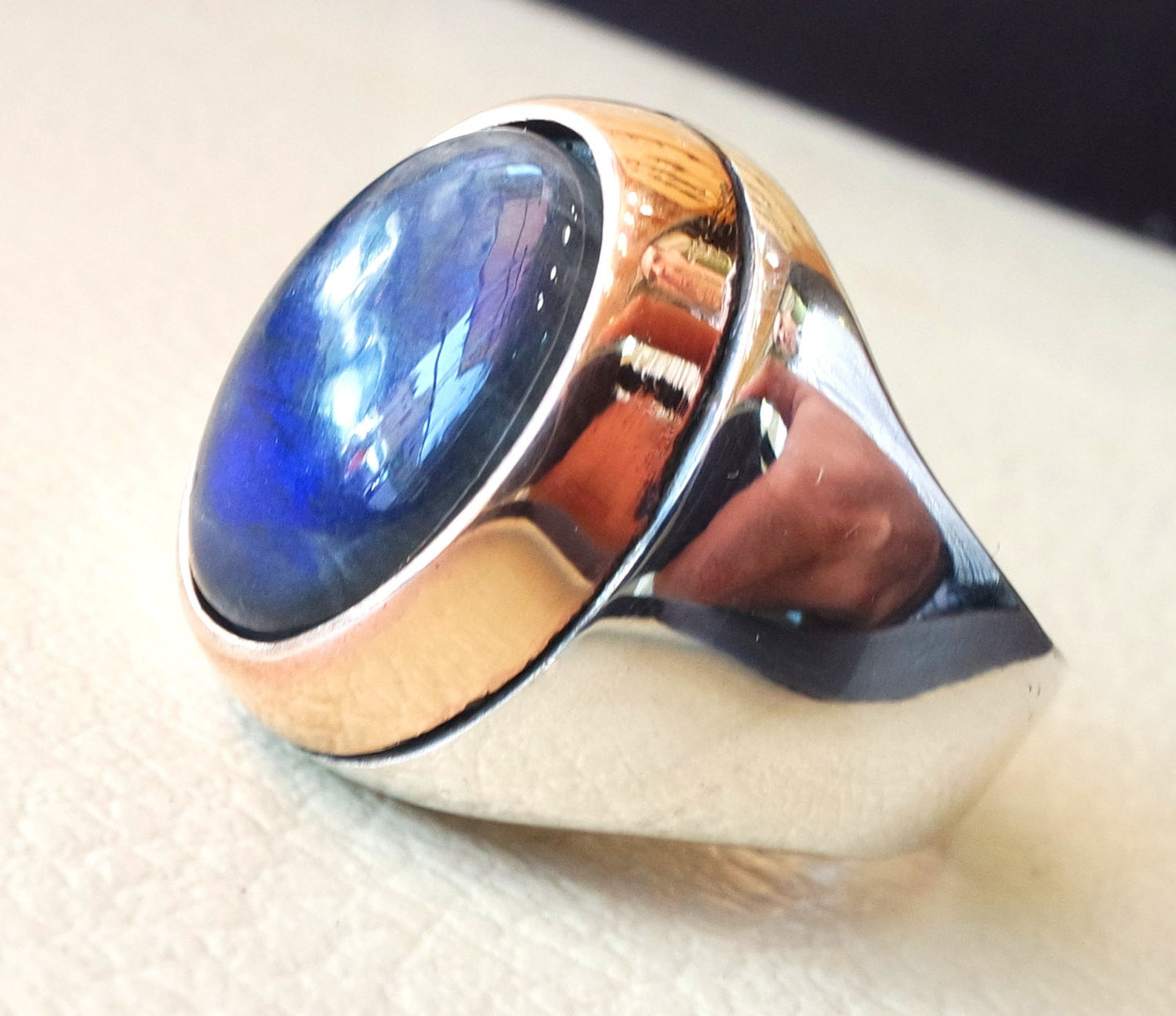 flashy dark blue labradorite natural stone men sterling silver 925 ring oval cabochon semi precious gem bronze frame style all sizes jewelry