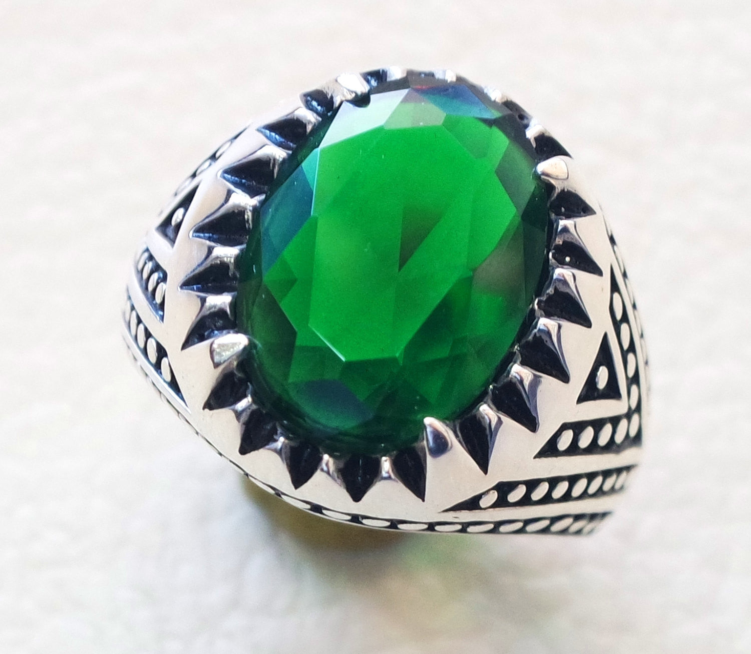 deep vivid fancy emerald green synthetic corundum oval stone high quality stone sterling silver 925 men ring all sizes jewelry