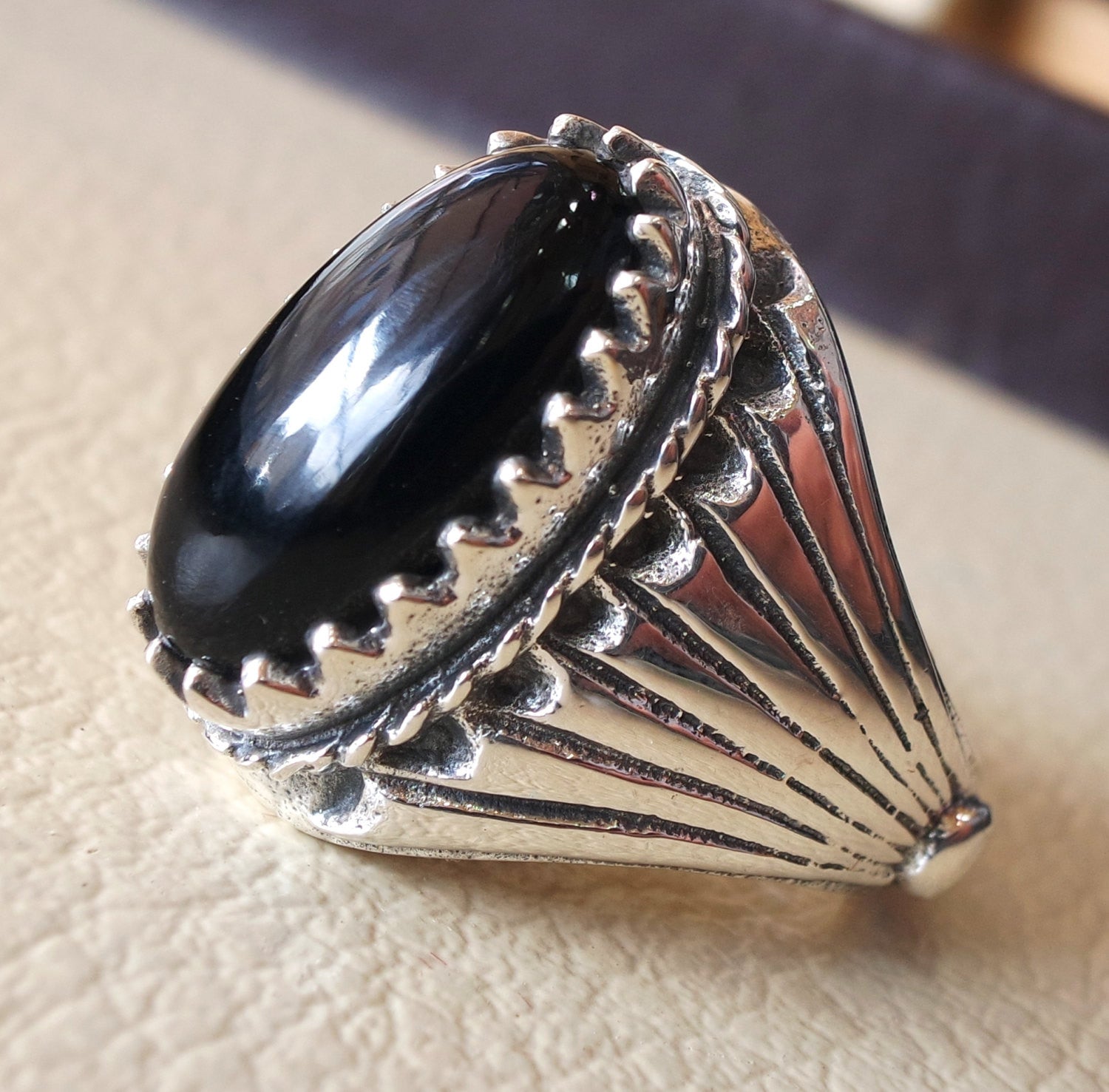 aqeeq natural agate onyx elongated oval stone black gem man heavy ring sterling silver antique ottoman turkey style fast shipping