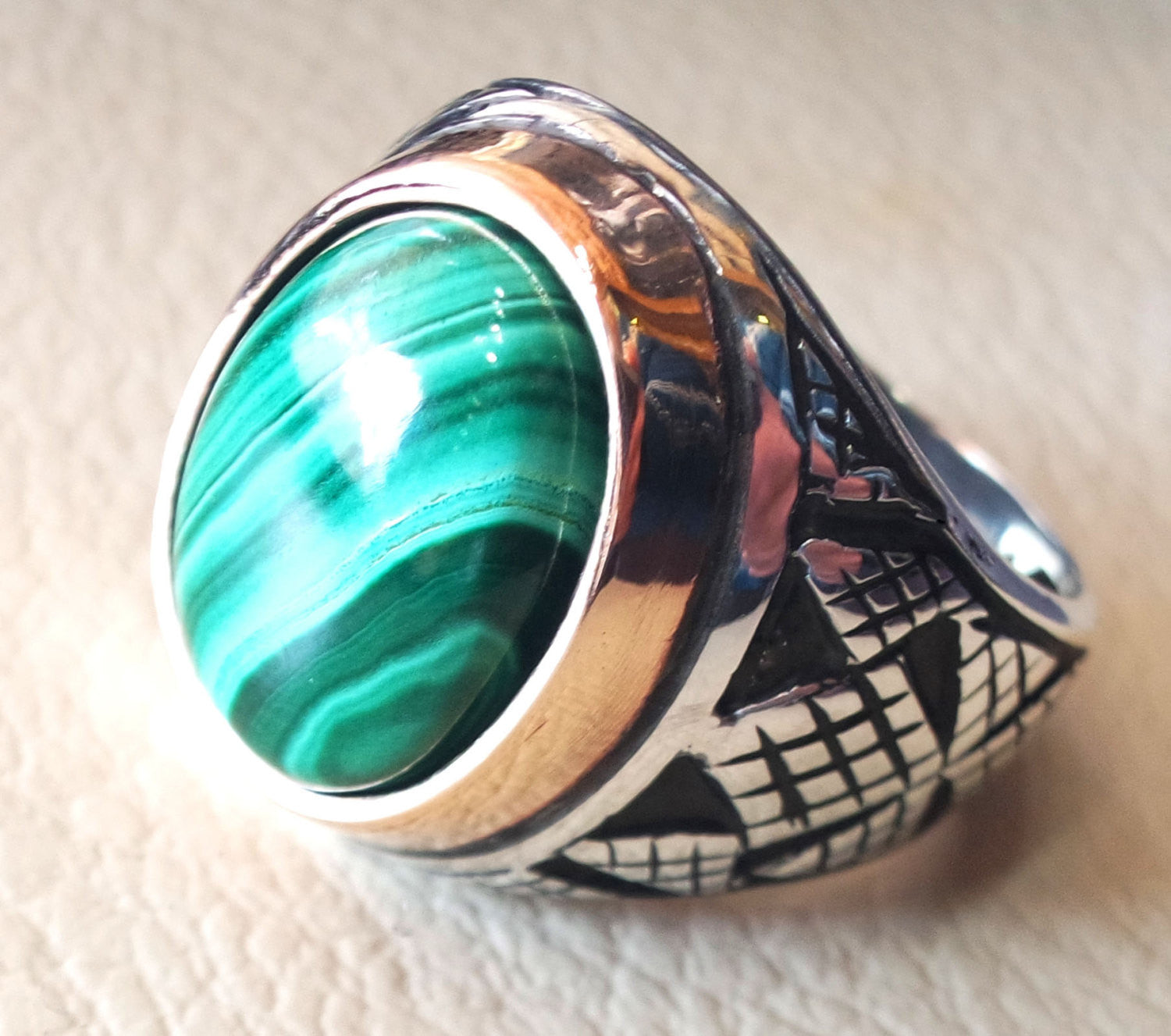 malachite natural green stone sterling silver 925 man ring jewelry bronze frame eastern turkish arabic style oval semi precious cabochon