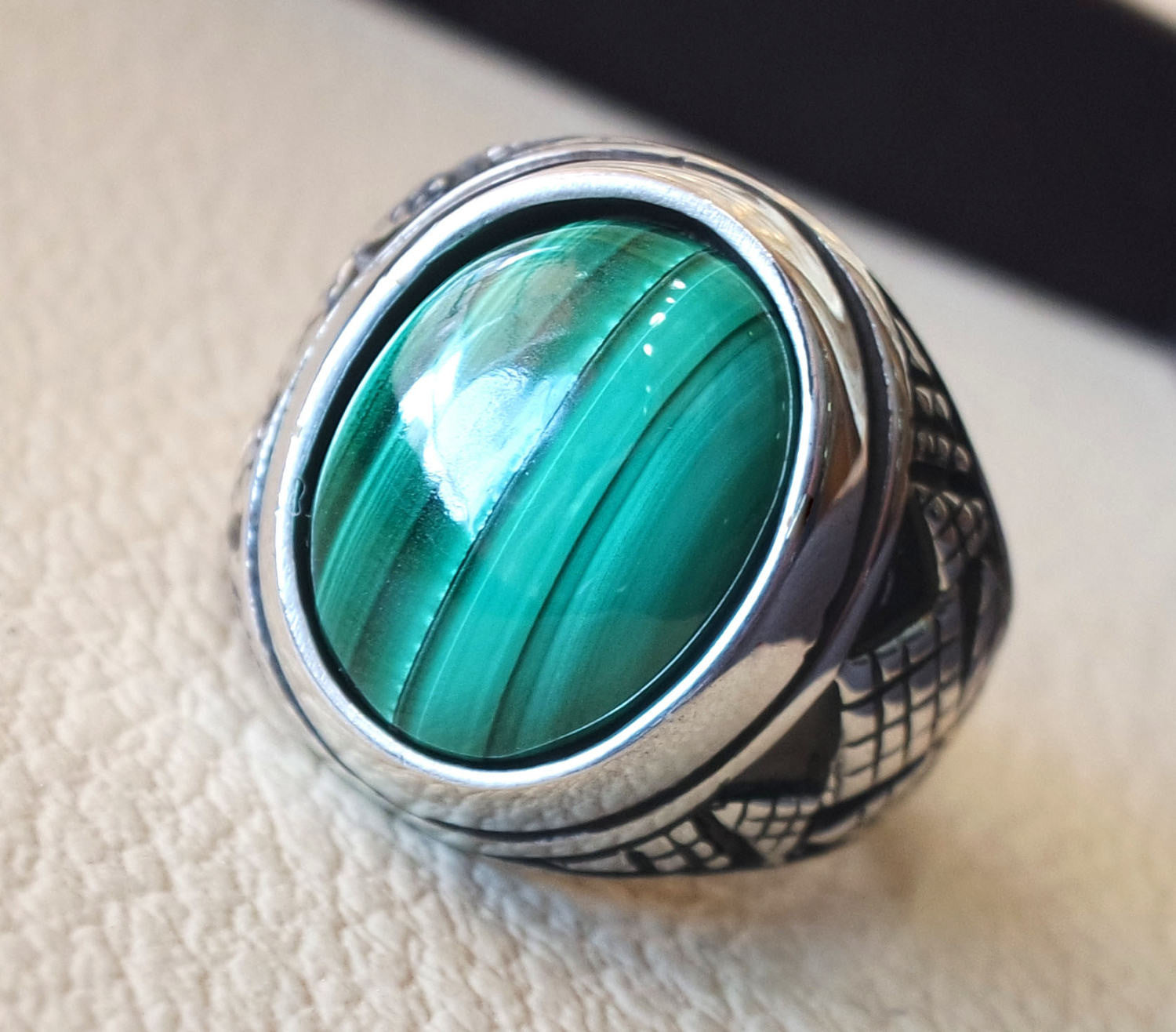 malachite natural green stone sterling silver 925 man ring jewelry eastern turkish arabic style oval semi precious cabochon striped gem