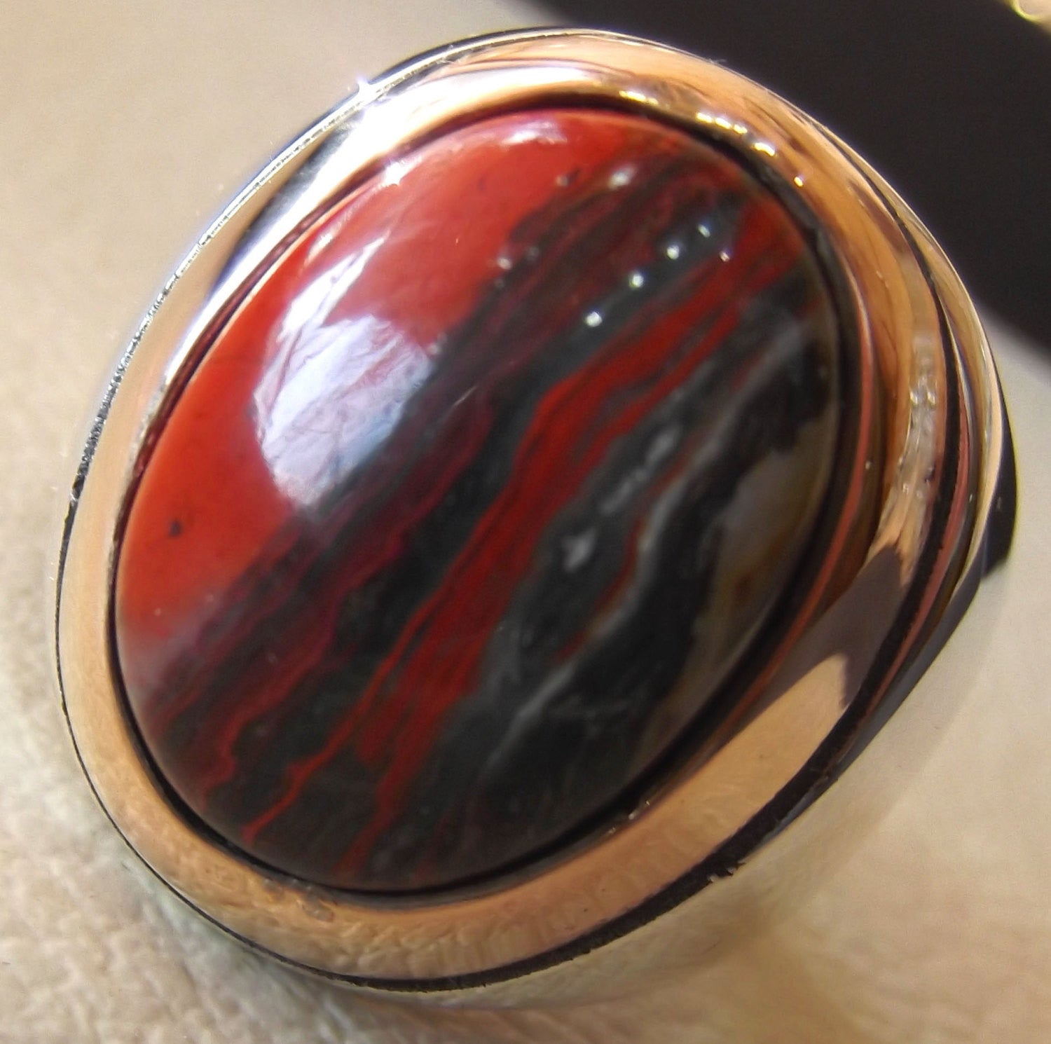 snake skin jasper stone natural gem sterling silver 925 ring red and black oval semi precious cabochon man ring jewelry with bronze frame