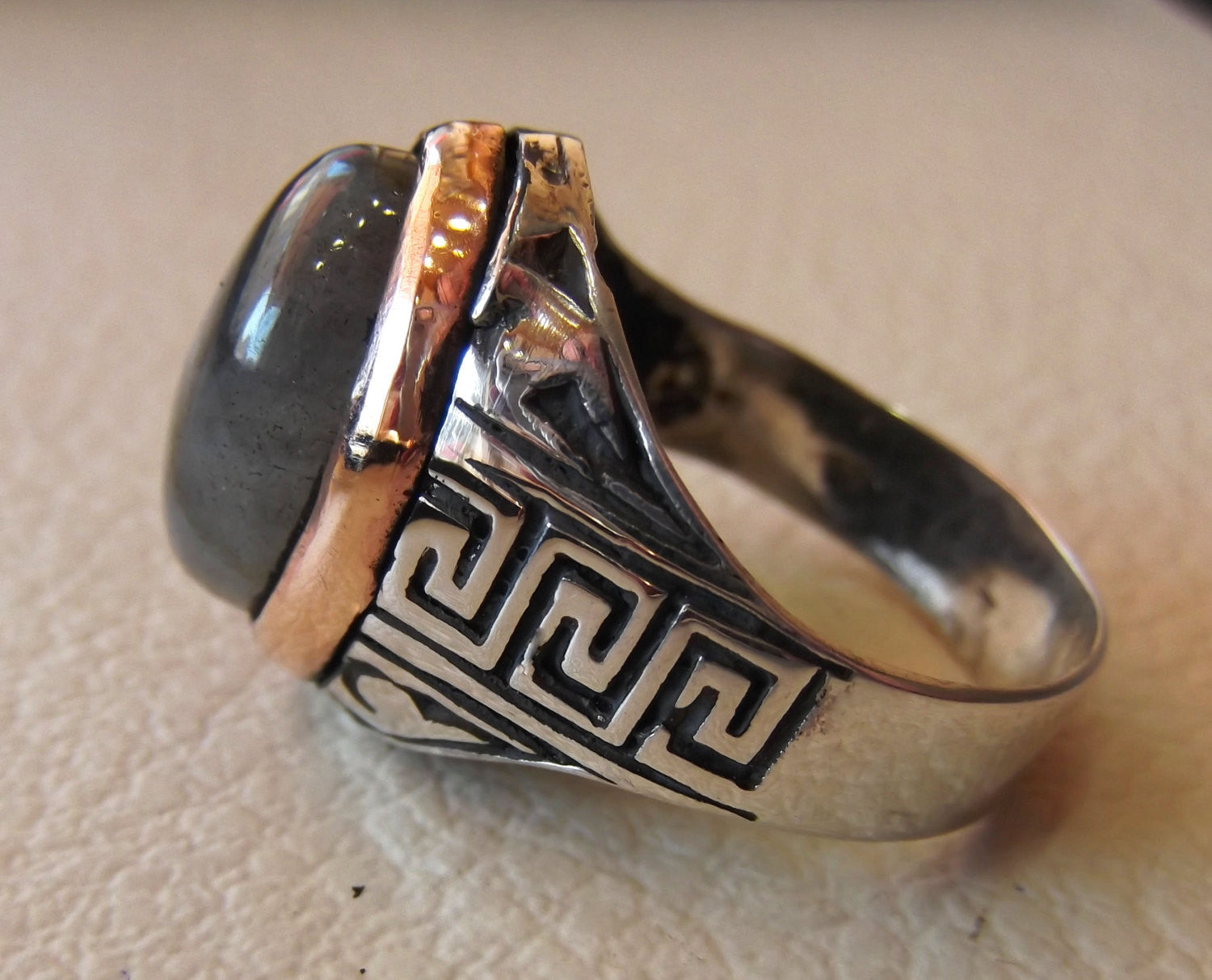 Labradorite natural stone multi color semi precious cabochon stone man ring sterling silver 925 bronze frame all sizes jewelry fast shipping
