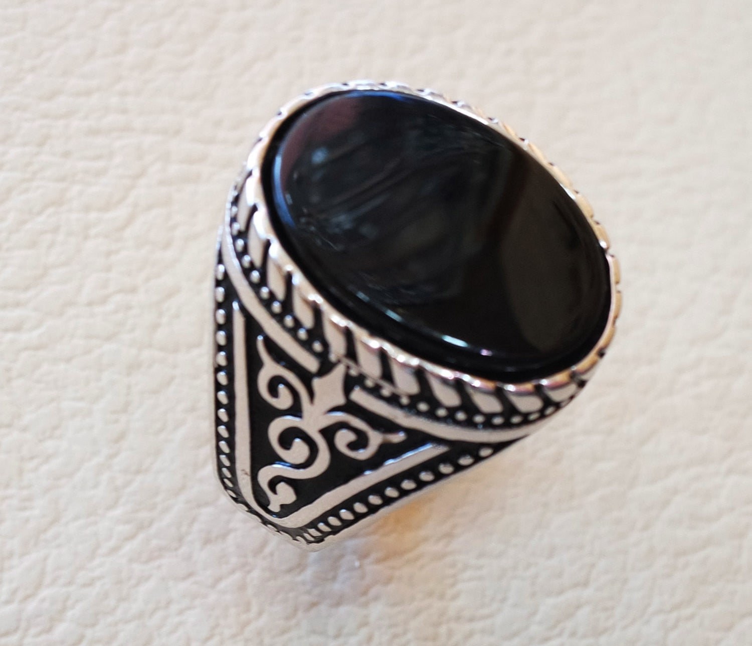 flat black onyx agate aqeeq stone arabic turkish ottoman style man ring all  sizes sterling silver 925 oval gem shape antique jewelry